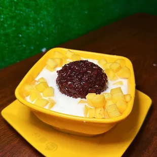 Mango Black Sticky Rice
