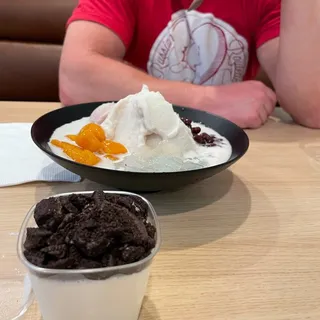 Oreo Coconut Pudding