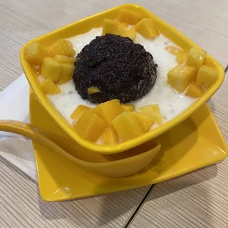 I06. Cold Mango Black Sticky Rice