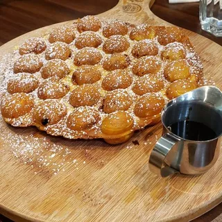 J6. Egg-Puff with Taro