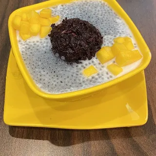 E04. Black Sticky Rice Chia with Mango Coconut Sauce