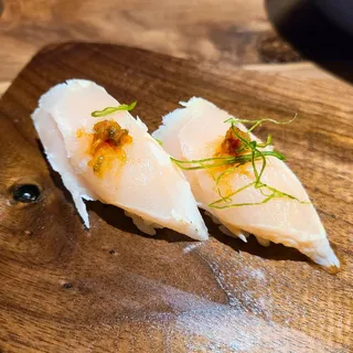 hamachi nigiri