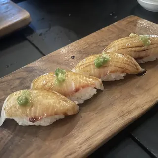 hamachi nigiri