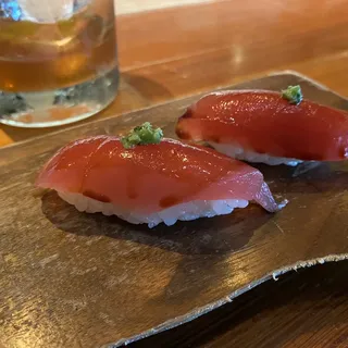 maguro nigiri