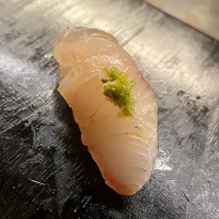 hamachi nigiri