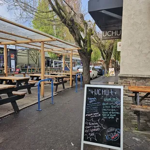 4/6/2024 - Hopping into Uchu for an early dinner between activities.