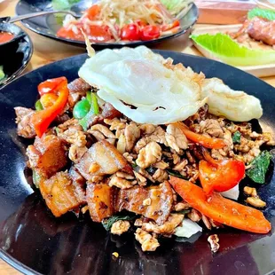 Kra Prao Moo Krob Kai Dao