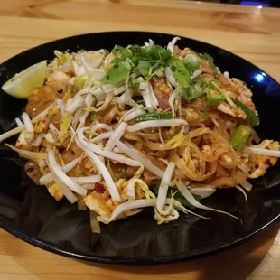 Pad thai. Shitken, shrimp. Hot.