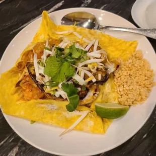 Pad thai- seafood combo