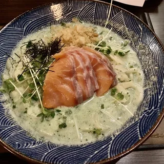 SALMON SPINACH CREAM SAUCE UDON*