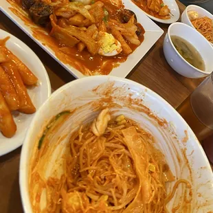 Tteokbokki and jolmyun!!!!