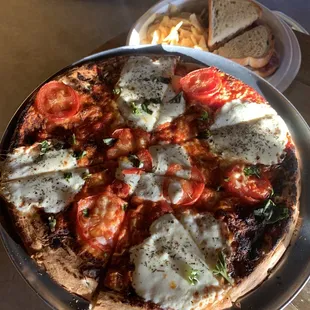 Marguerita pizza, and there&apos;s an italitan panini in the back.