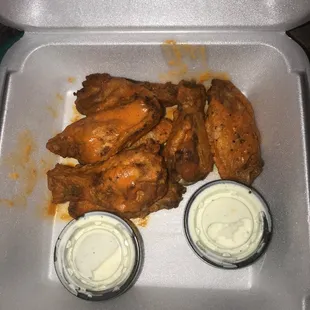 These are naked buffalo wings, it comes with celery