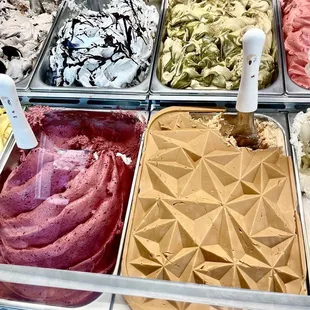 different flavors of ice cream