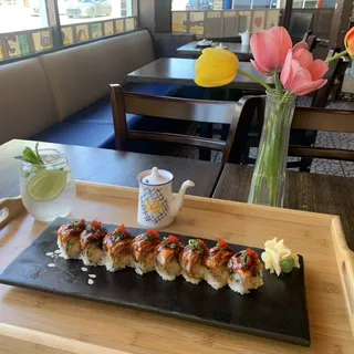 Spicy Tuna Tataki Roll