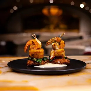 food, chicken wings and fried chicken