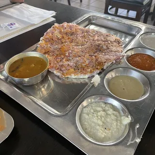 ONION TOMATO CHILI UTHAPPAM