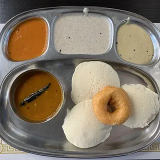 3 IDLY 1 VADA COMBO