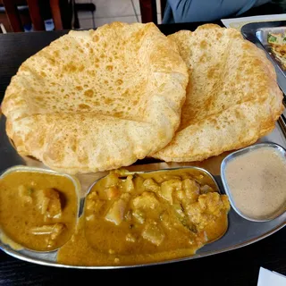 POORI WITH KURMA