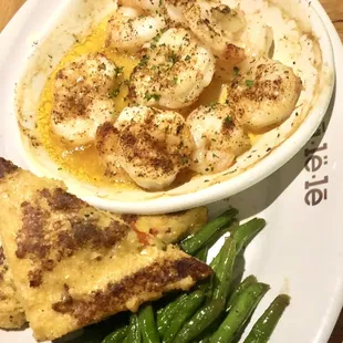 Jalapeno Cheddar Grit Cake