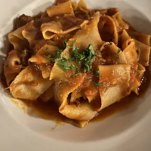 Pappardelle Fresche con Brasato di Coda alla Vaccinara