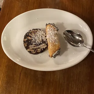 Salame di Cioccolato &amp; Cannoli  Chocolate, Crushed Biscotti, Spiced Dark Rum, chocolate chips but also the cannoli