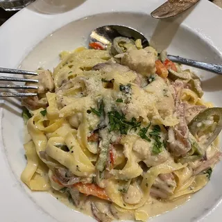 Po Pazzo Fettuccine