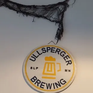 Ullsperger sign on the tap wall