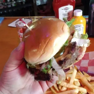 ultimate &quot;gawdawful mess&quot; burger