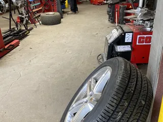 Alberto's Tire Pros