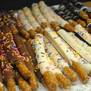 Chocolate Dipped Pretzels