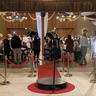 Ultimate Experience 360 Photobooth