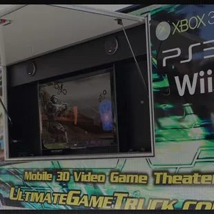 The only local mobile gaming theater that has indoor AND outdoor screens, maximizing the fun!