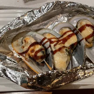 4 Pcs Baked Mussels Robatayaki