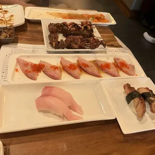 2 Pieces Hamachi Belly Nigiri