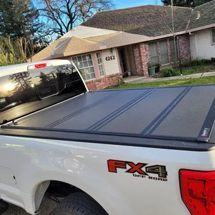 Complete tonneau cover. Great product!