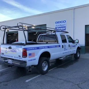 Ladder rack, straps, mesh screen back window protector