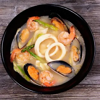 Nagasaki Seafood Ramen