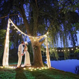 We install custom backdrops  Photo by Click Photography KC