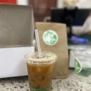 Iced Coffee with Oatmilk