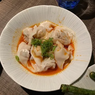 Wontons In Chili Oil