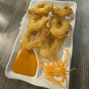 Deep Fried Calamari: crispy