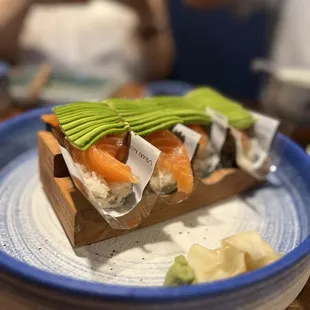 Salmon avocado handrolls