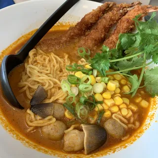Umai Tomyum Ramen
