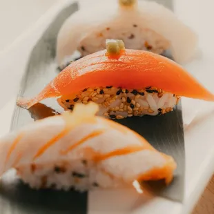 Nigiri with quinoa