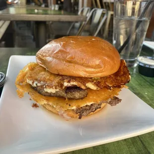 DOUBLE REGGIANO BURGER