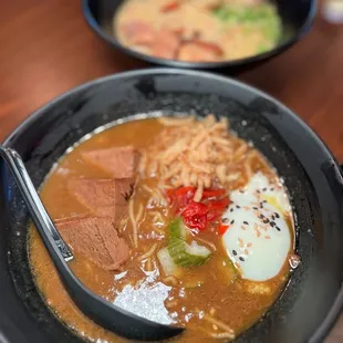 Curry ramen + Tonkotsu ramen