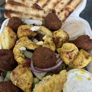 Salad with chicken and falafel