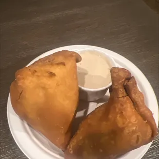 Veggie samosas