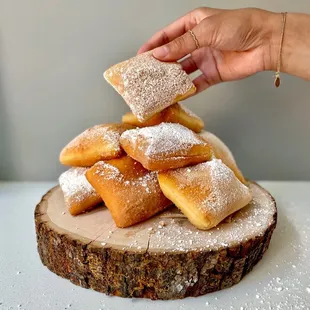 Bakers dozen beignets (IG: hangryforwhat)